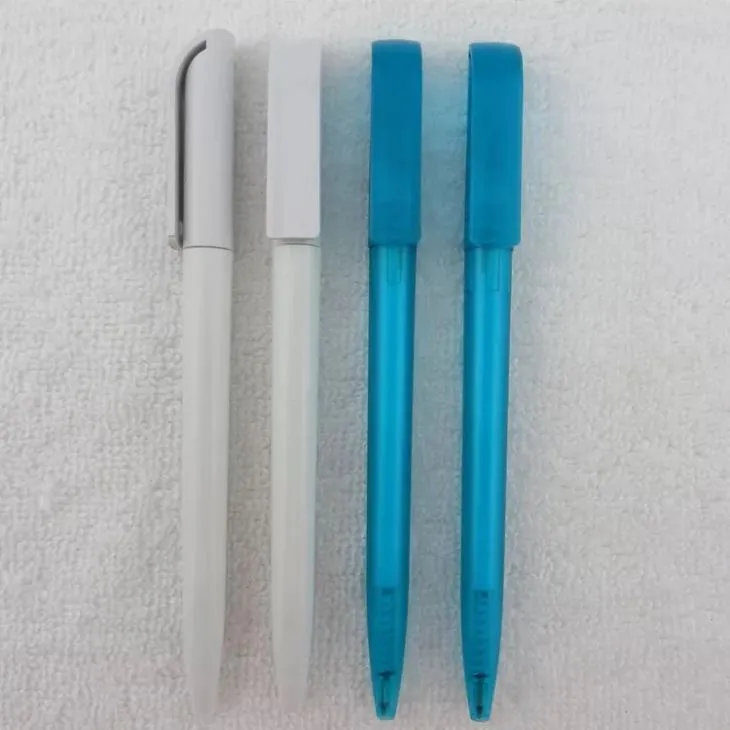 সলিড কালার বডি টুইস্ট টাইপ বল পয়েন্ট পেন